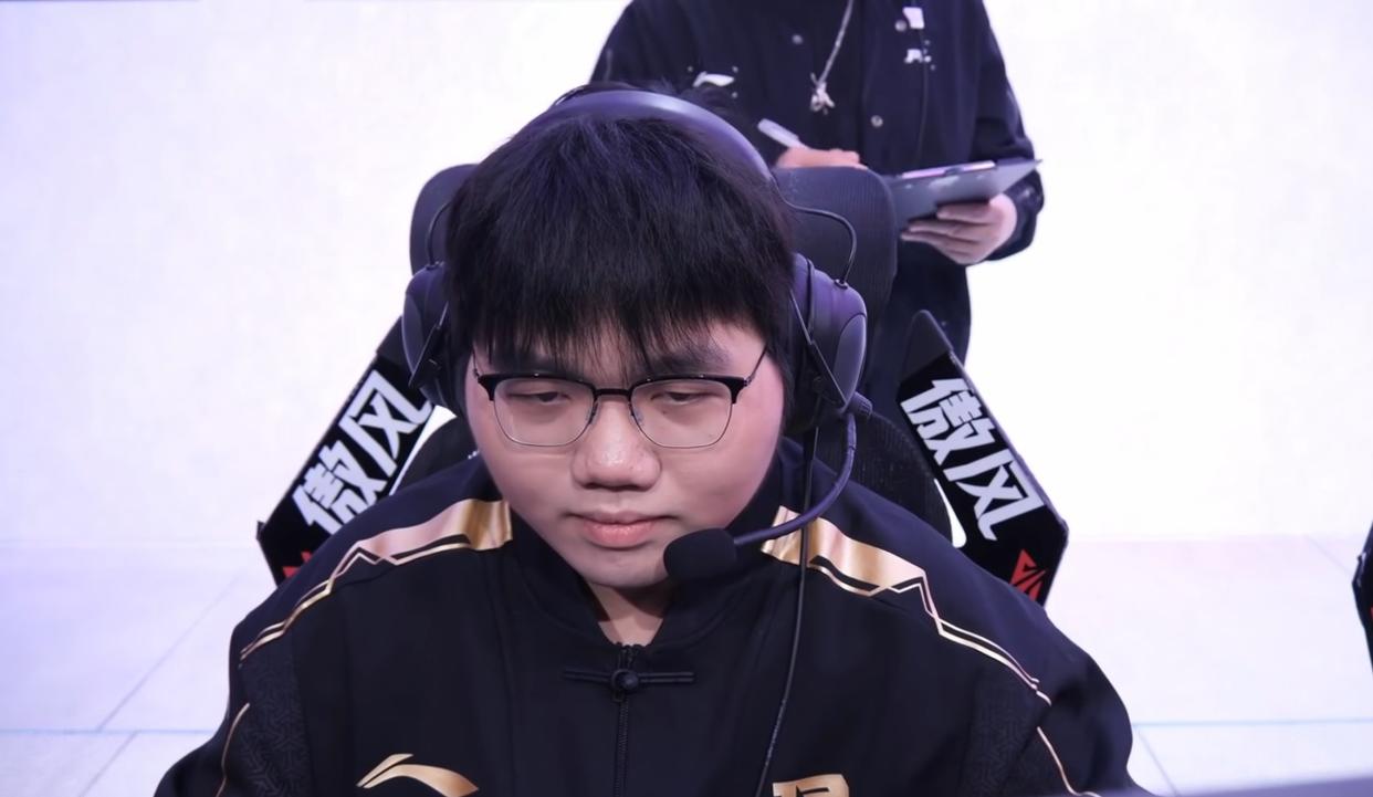 开云·体育-赔不了一点，MLXG谈官司败诉：2500W怎么还？RNG要不把我卖了吧！的简单介绍
